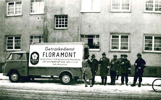 Markengeschichte Historischer Lieferwagen von Floramont aus dem Jahr 1959, Spezialist für Großabnehmer-Getränke